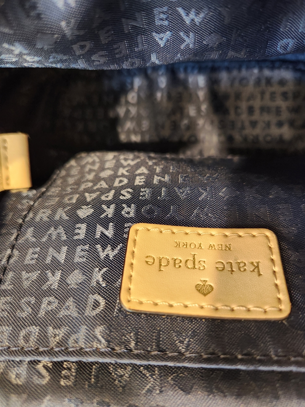 Kate Spade Cream and White Women's Crossbody Bag with Bow and Scarf Accent - Picture 7 of 15